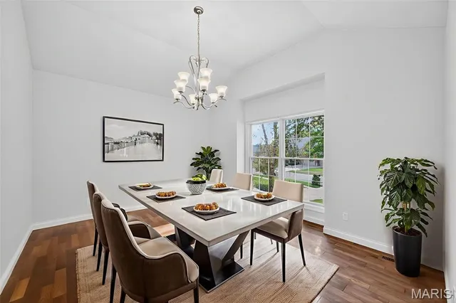 $825,000 | 229 Toussaint Landing Drive, Dardenne Prairie, MO 63368