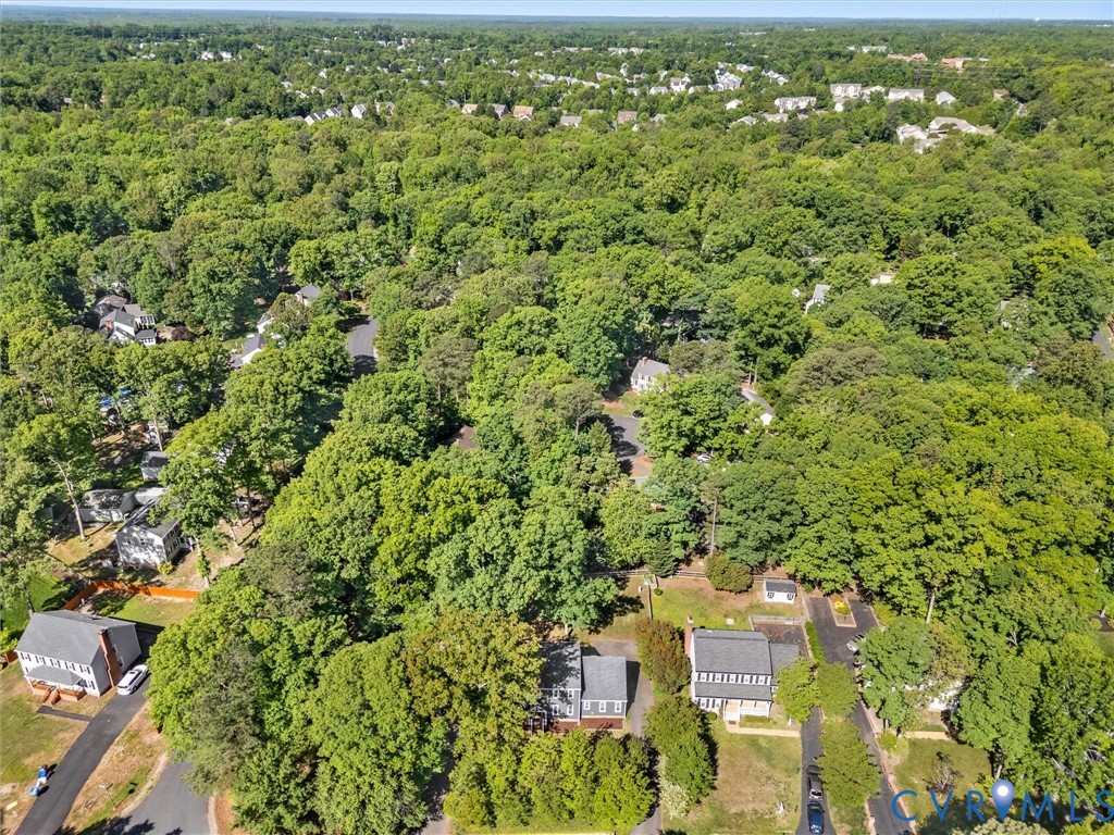 524 Glenmeadow Road Midlothian, VA 23114 - Photo 62 of 64 an aerial view of residential houses with outdoor space and trees