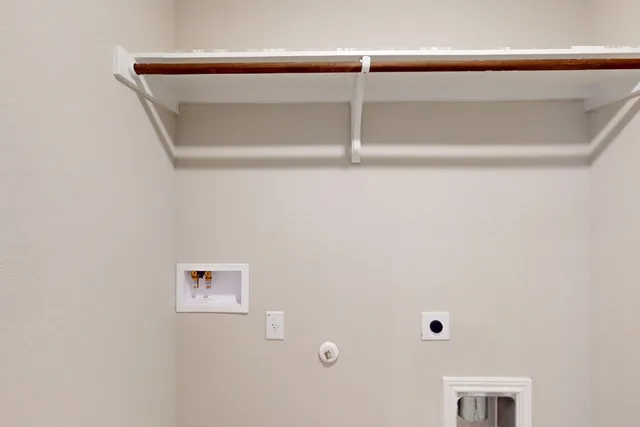 $359,990 | 12204 Dillon Fls Drive, Austin, TX 78747