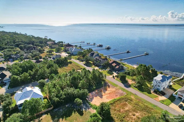 $160,000 | 4140 Madura Road, Gulf Breeze, FL 32563