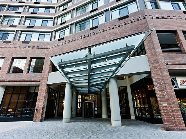 $2,300 | 211 East Ohio Street, Unit 910, Chicago, IL 60611