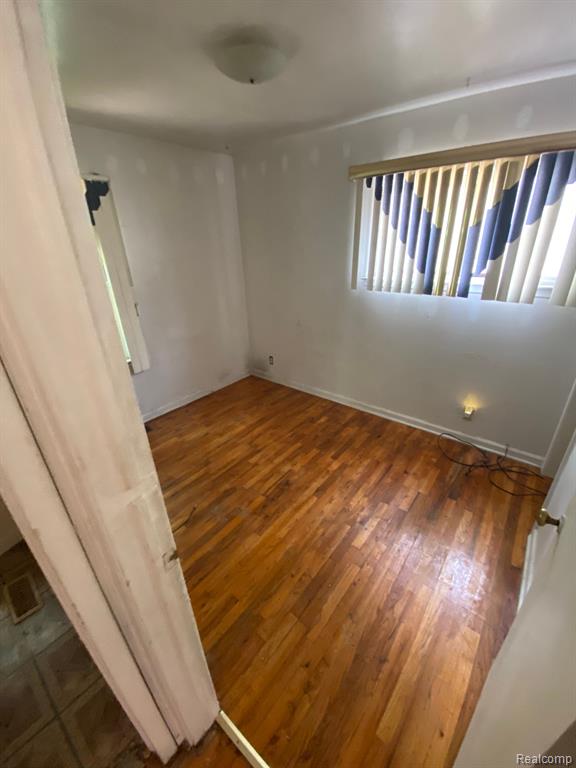 25954 Stanford Street Inkster, MI 48141 - Photo 6 of 8