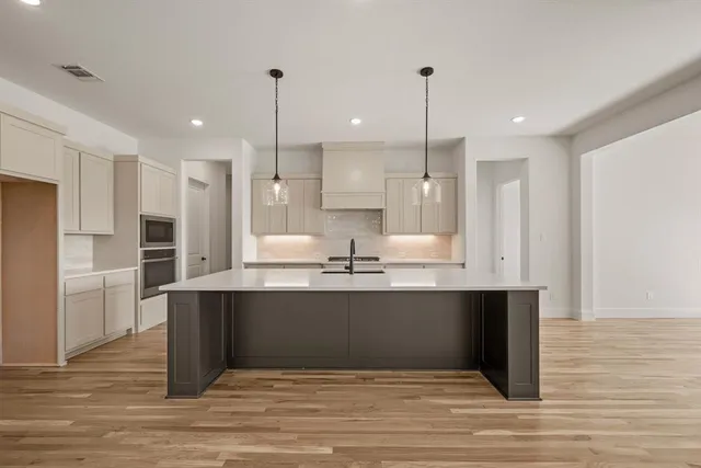 $899,000 | 5029 Round Rock Drive, Aledo, TX 76008