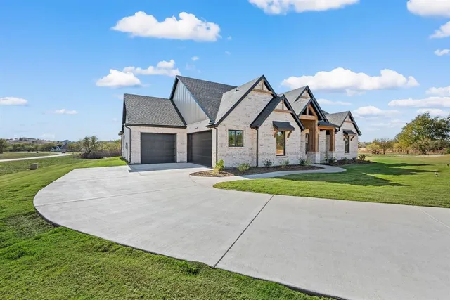 $899,000 | 5029 Round Rock Drive, Aledo, TX 76008