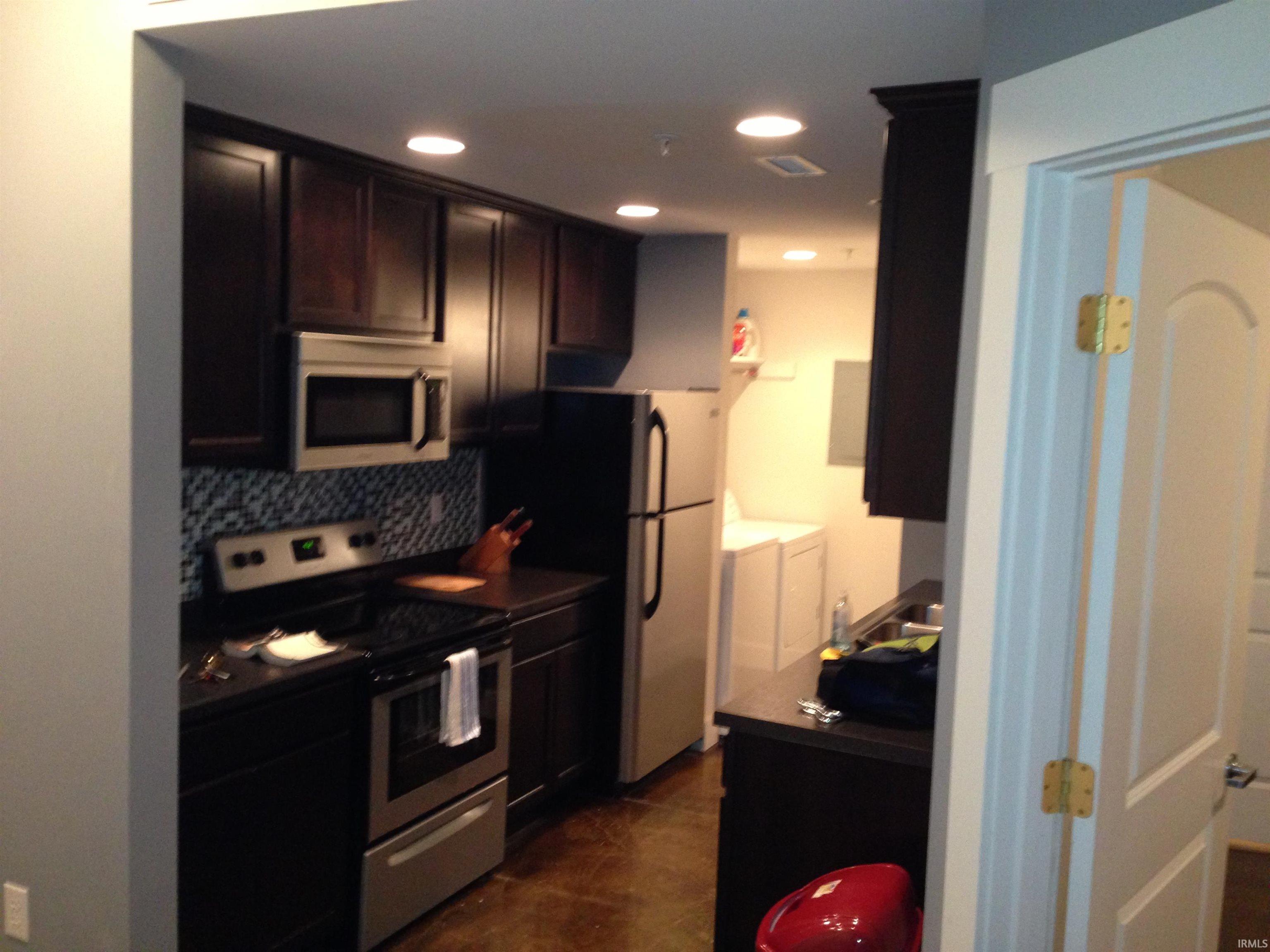 703 North Walnut Street Bloomington, IN 47404 - Photo 5 of 9