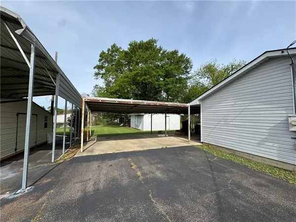 $169,000 | 1654 South 4th Street, Jena, LA 71342