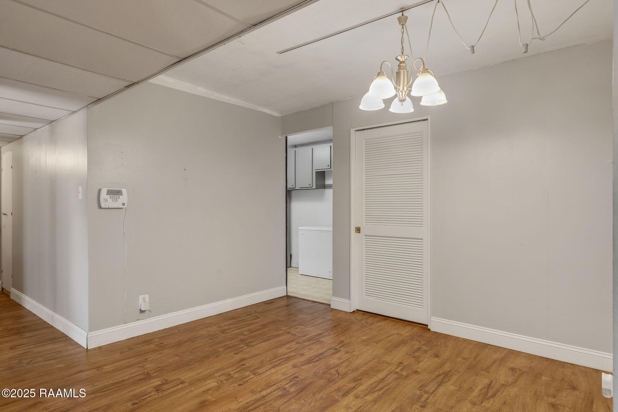 1179 West 14th Street Crowley, LA 70526 - Photo 7 of 19 10-web-or-mls-1179 W 14th St-10