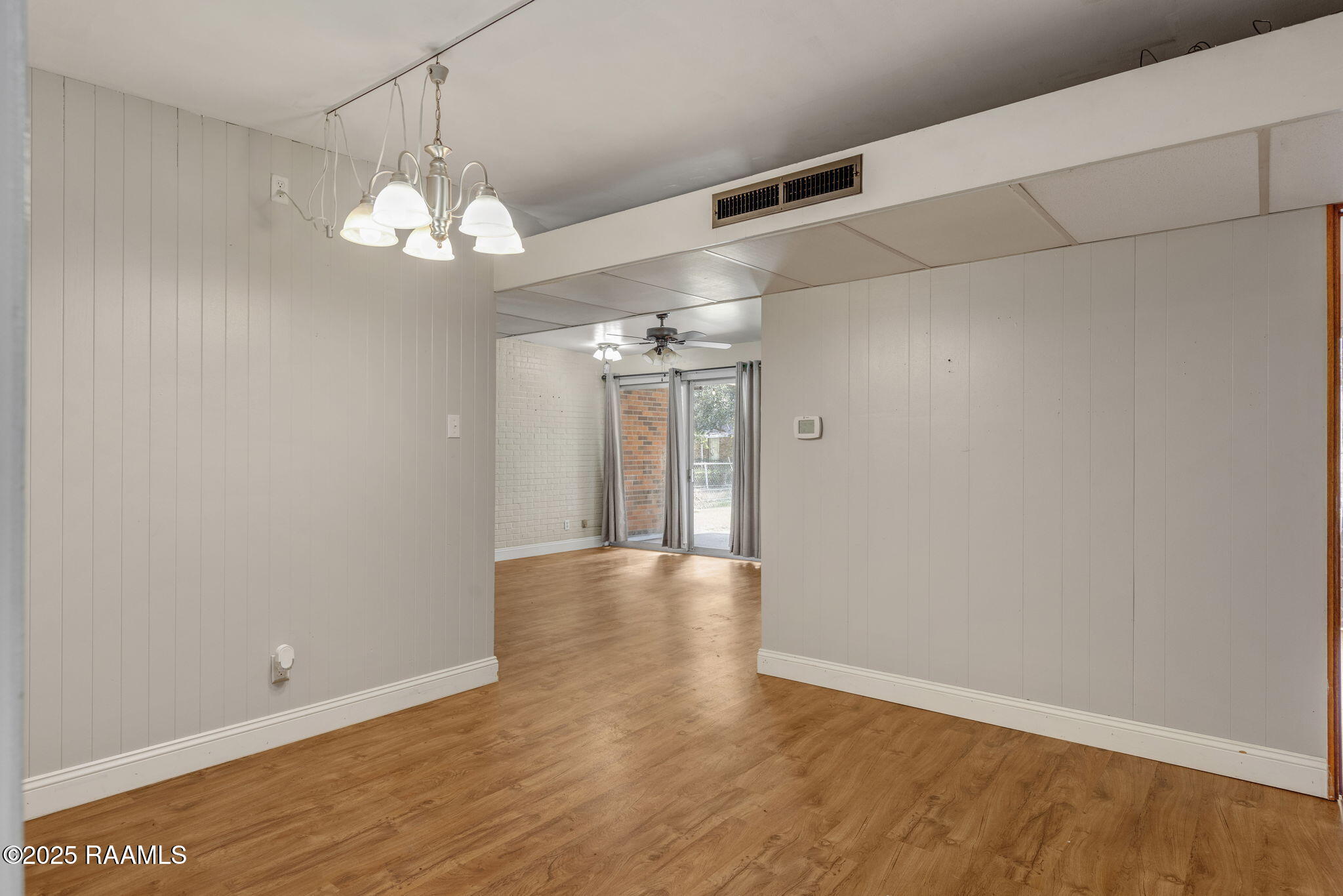 1179 West 14th Street Crowley, LA 70526 - Photo 8 of 19 11-web-or-mls-1179 W 14th St-11