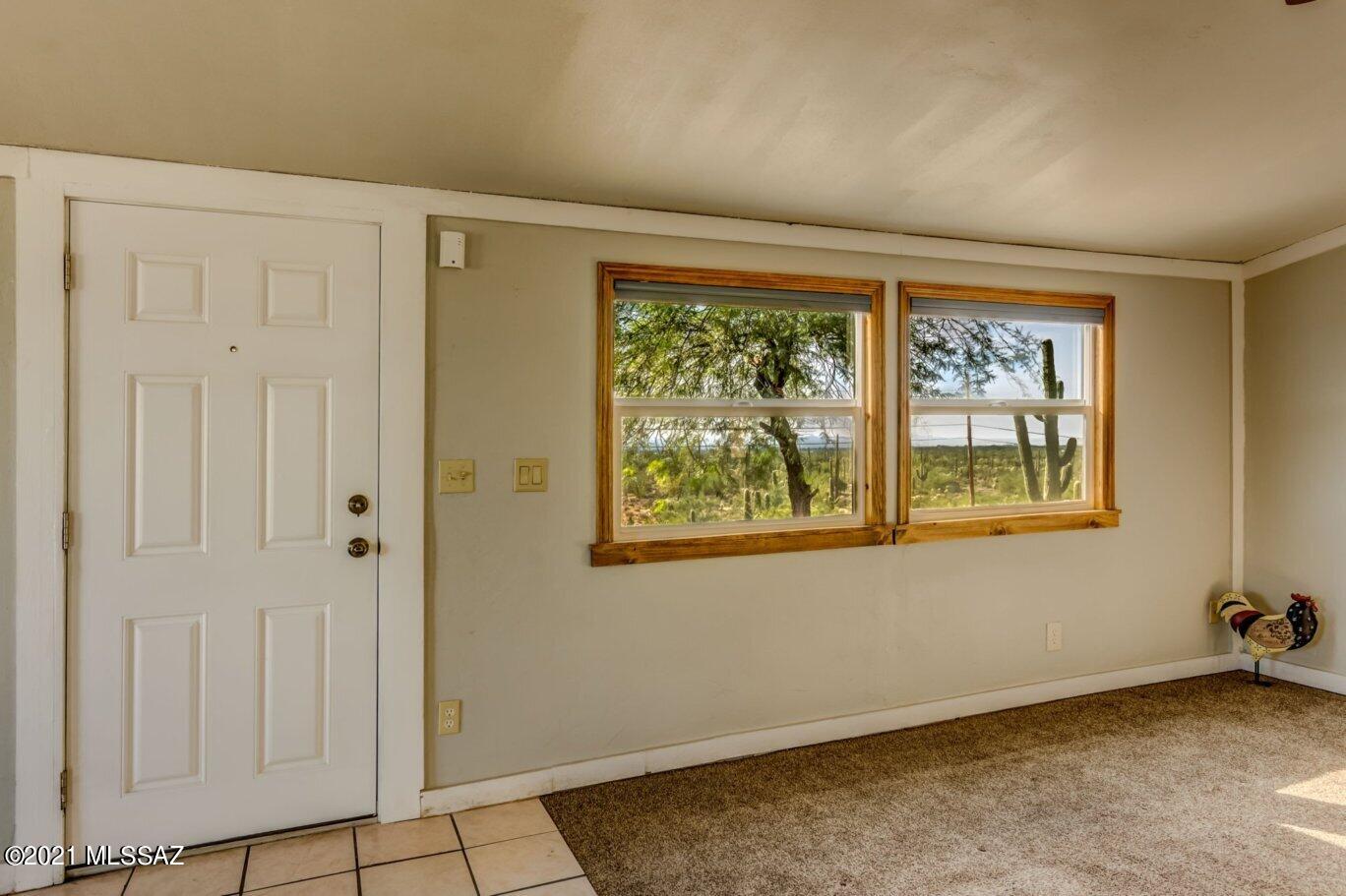 6644 North Van Ark Road Tucson, AZ 85743 - Photo 5 of 28