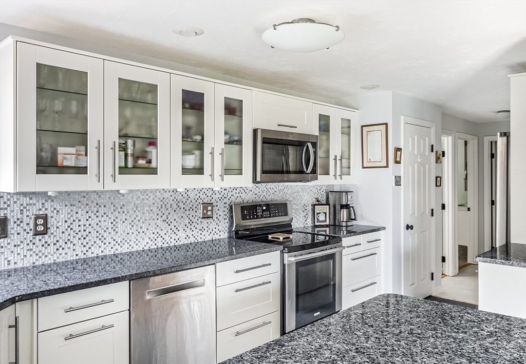 24 Cold Spring Drive, Unit A Sutton, MA 01590 - Photo 13 of 36