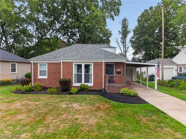 $205,000 | 3072 Rowford Avenue Southwest, Massillon, OH 44646