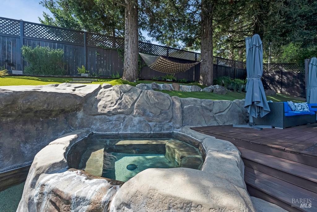 1515 San Ramon Way Santa Rosa, CA 95409 - Photo 59 of 75