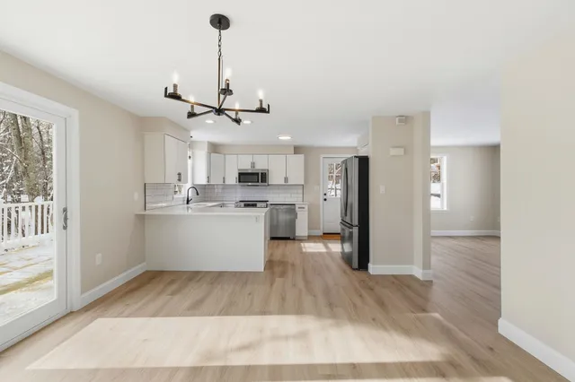 $499,900 | 2 Prescott Road, Epping, NH 03042