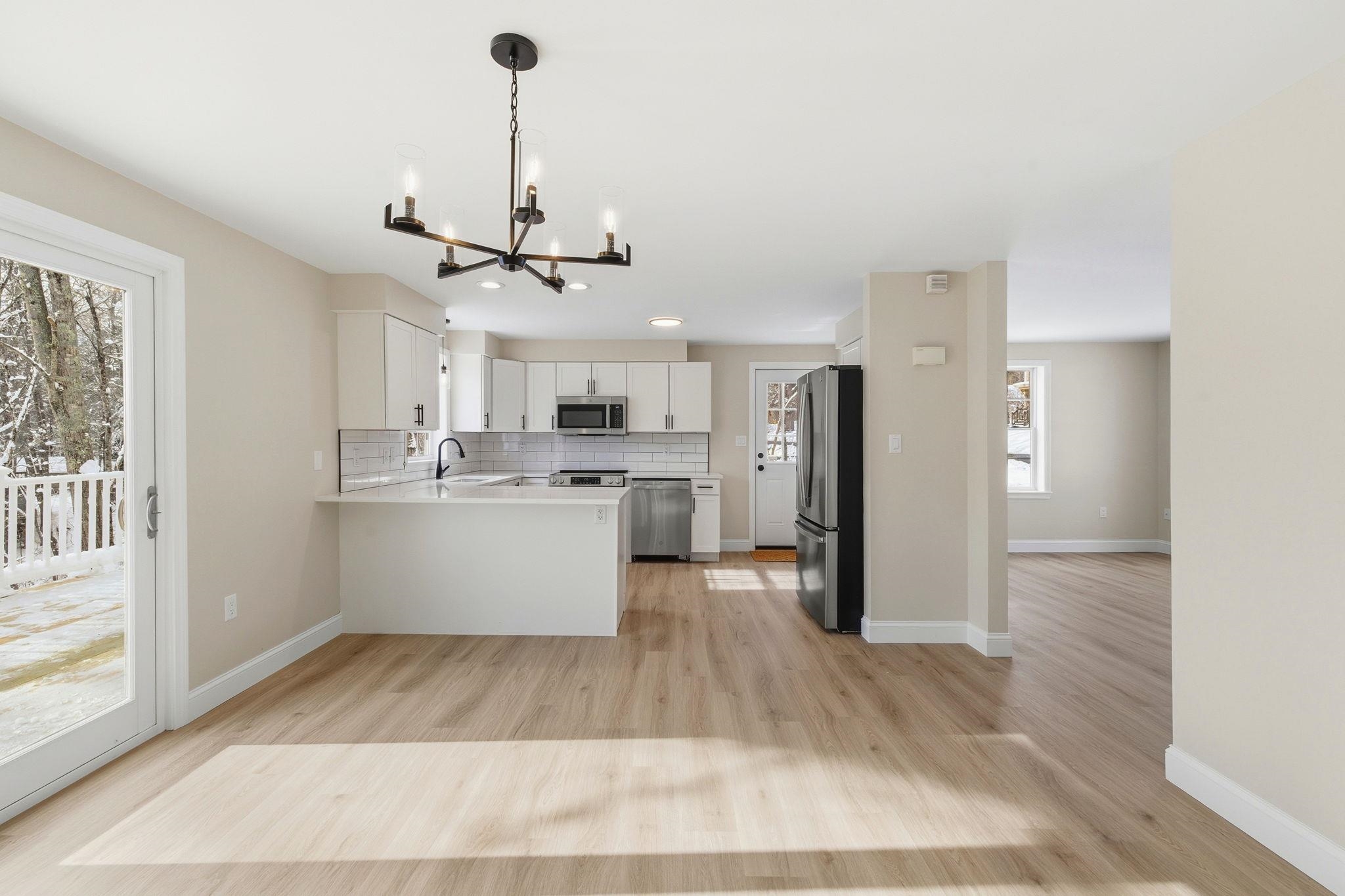 2 Prescott Road Epping, NH 03042 - Photo 7 of 59