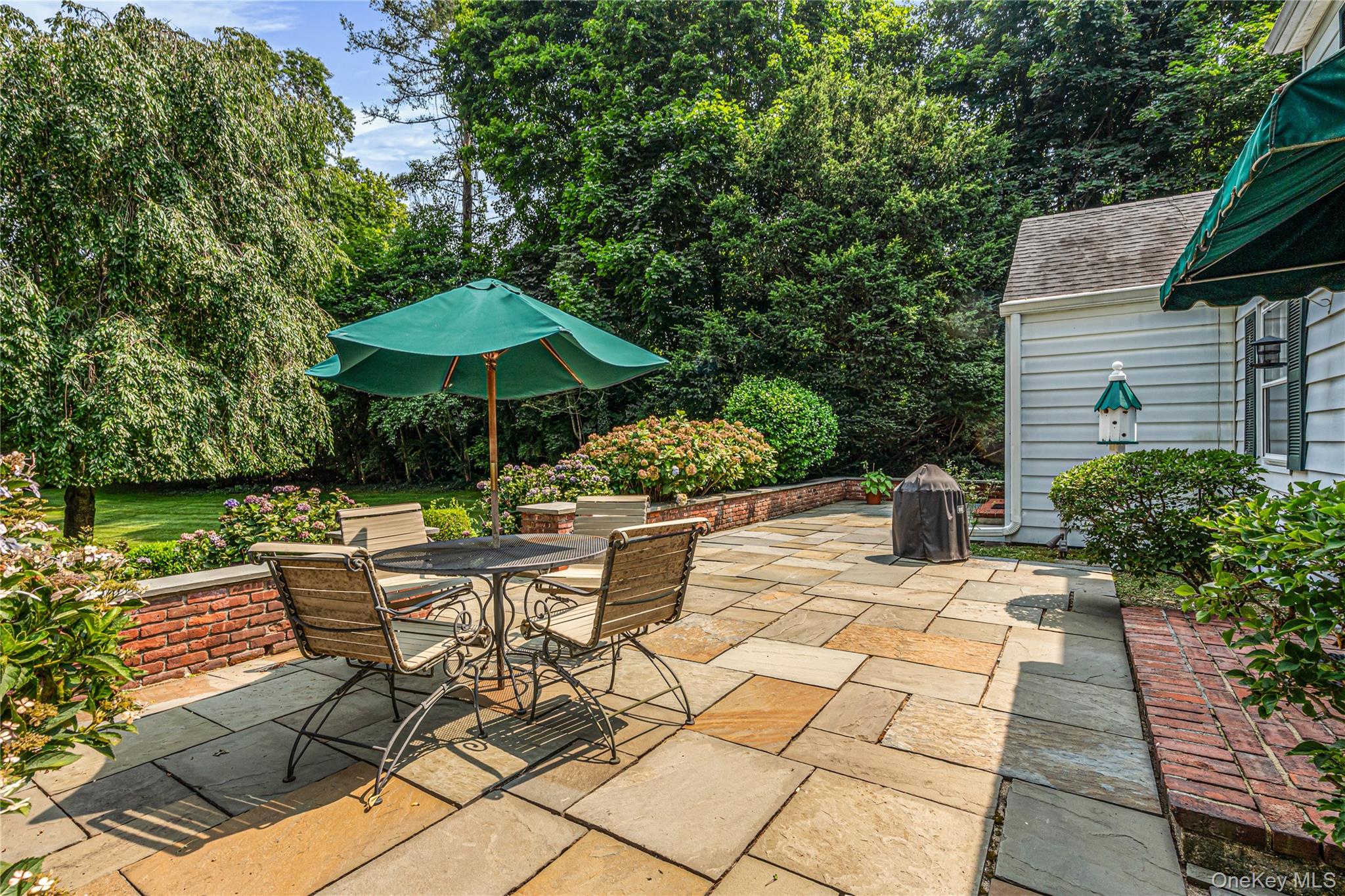84 Bayville Road Locust Valley, NY 11560 - Photo 19 of 22 Gallery Image 19