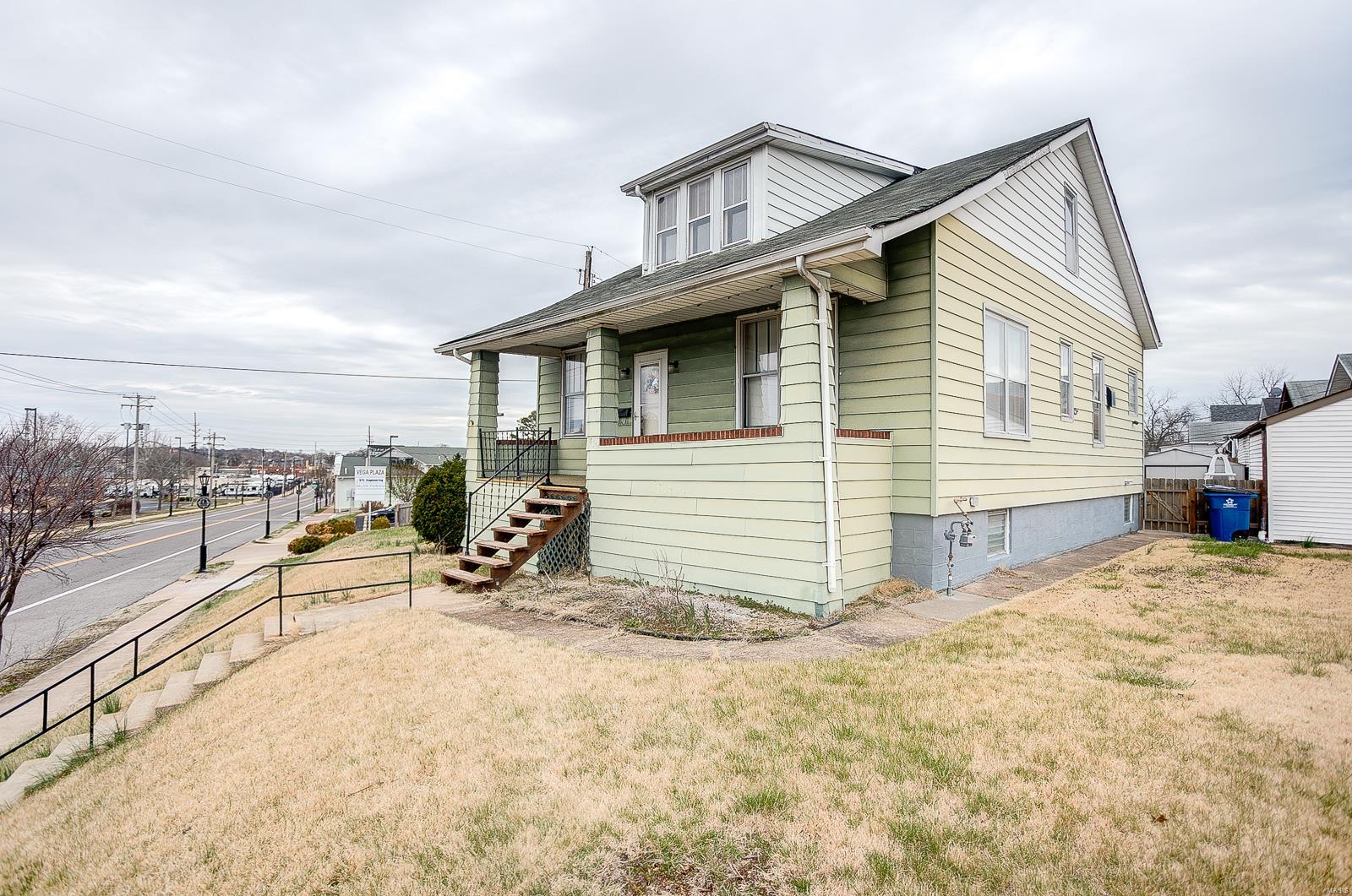 412 Lemay Ferry Road St. Louis, MO 63125 - Photo 2 of 29 Gallery Image 2