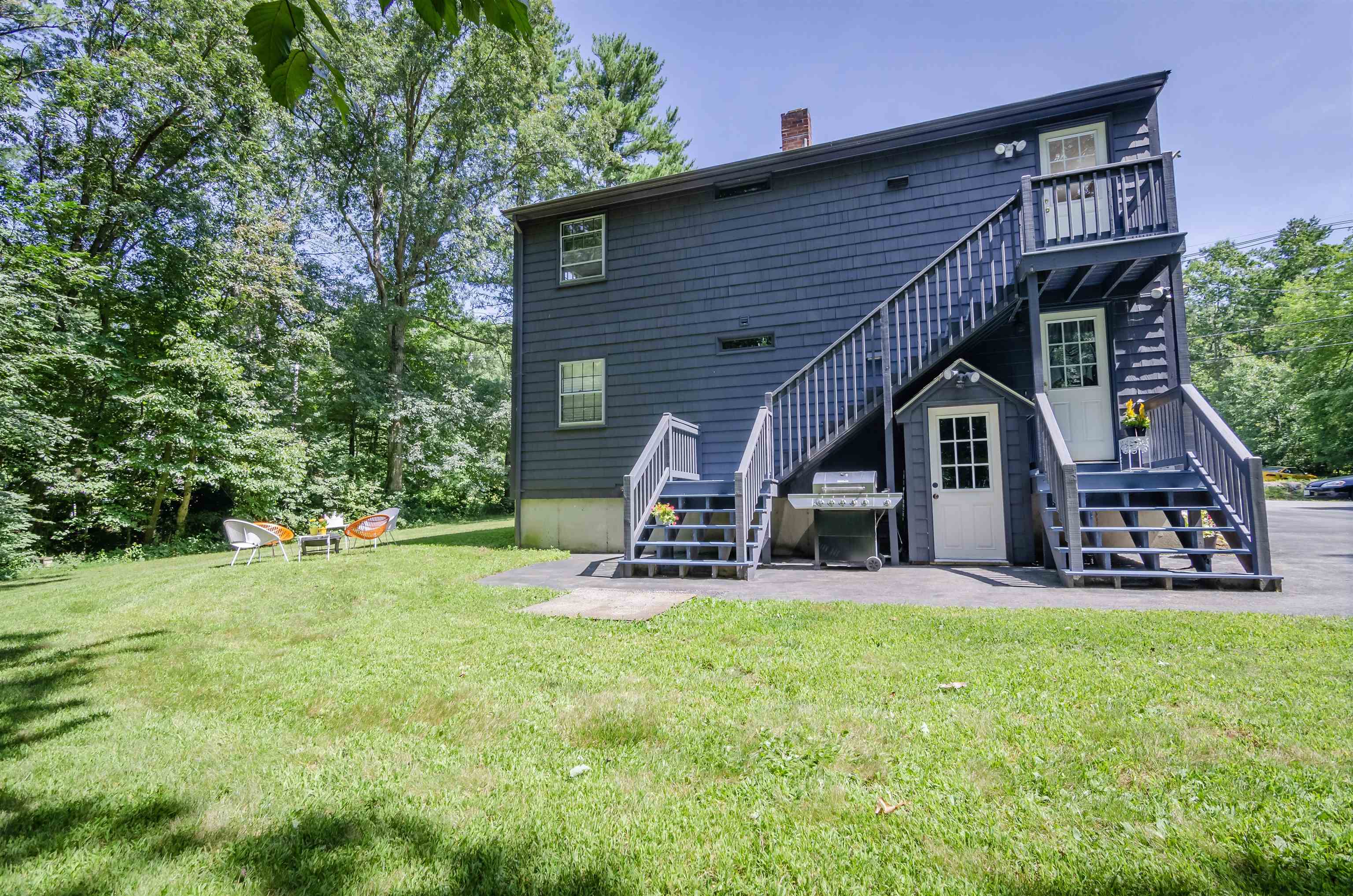 73-75 Tallant Road Pelham, NH 03076 - Photo 27 of 28