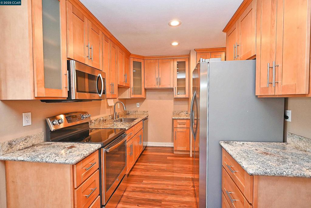 4636 West Rishell Court Concord, CA 94521 - Photo 8 of 28