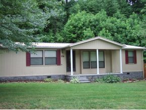 114 Bobs Hollow Road Elizabethton, TN 37643 - Photo 1 of 12 Photo 1