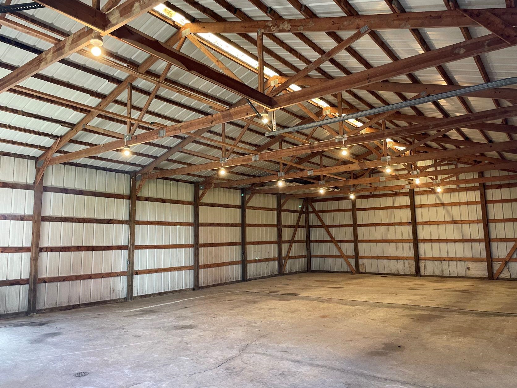 3076 Alworth Road Winnebago, IL 61088 - Photo 25 of 28 a view of a room