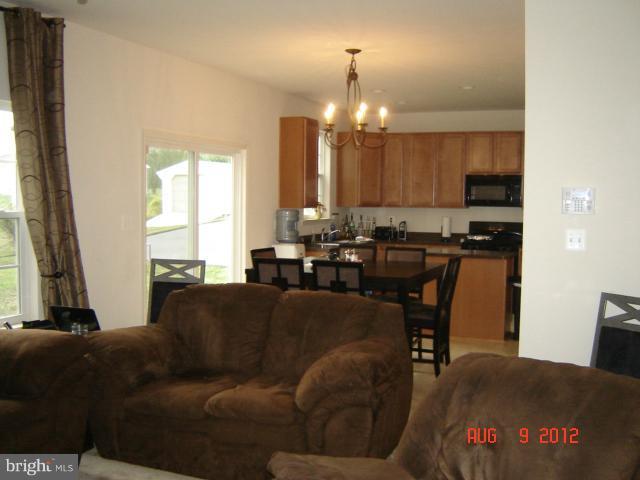 313 Old Bayview Road North East, MD 21901 - Photo 7 of 28 Family Room