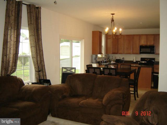313 Old Bayview Road North East, MD 21901 - Photo 8 of 28 Family Room