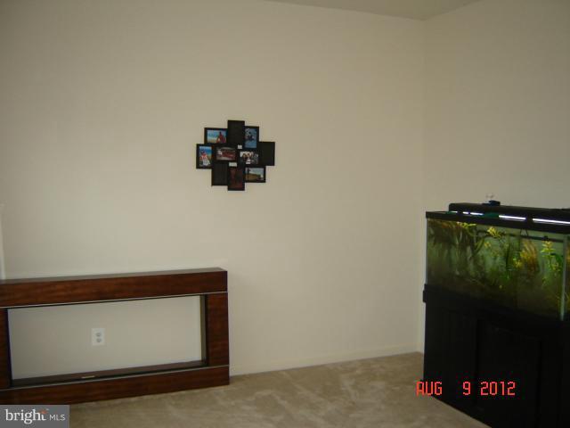 313 Old Bayview Road North East, MD 21901 - Photo 9 of 28 Living Room