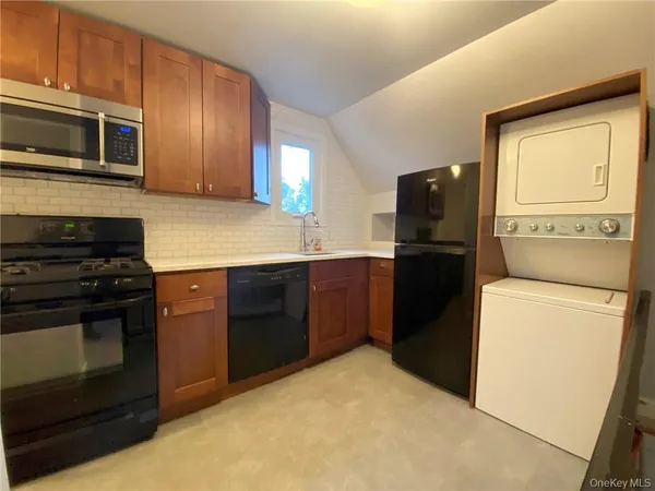 $2,400 | 31 Fairview Avenue, Unit 3, Tuckahoe, NY 10707