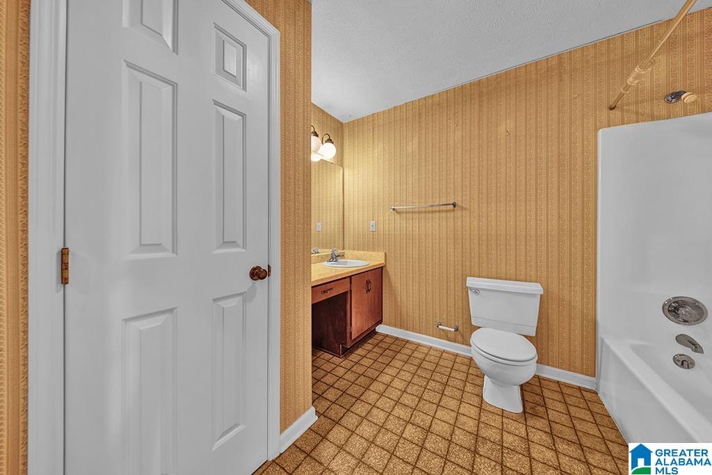 1031 Emory Place Anniston, AL 36207 - Photo 18 of 29