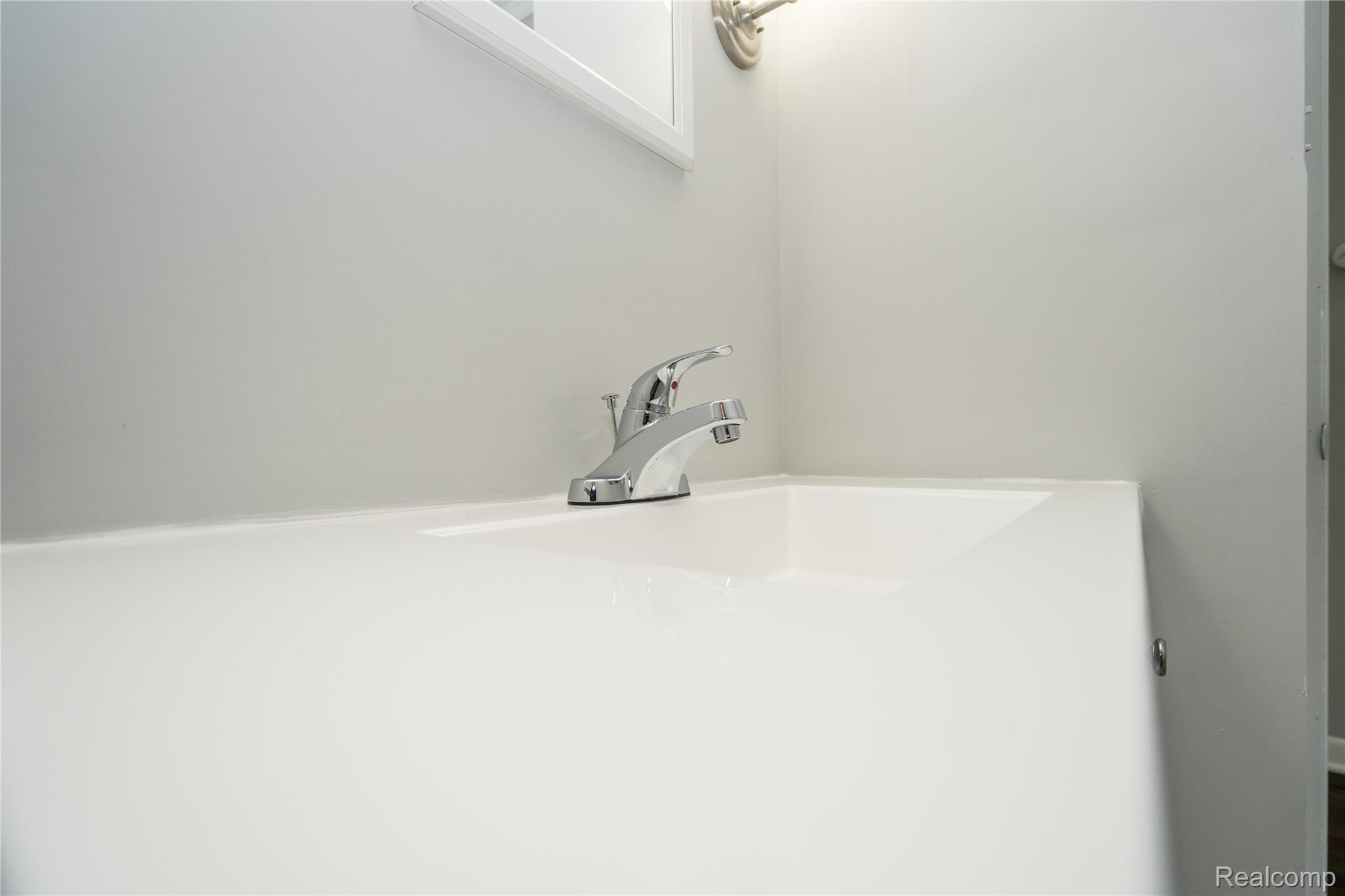 4265 Highland Road Milford, MI 48380 - Photo 44 of 85 DSC02791.jpg