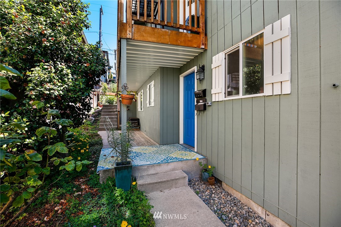 4752 Delridge Way Southwest Seattle, WA 98106 - Photo 14 of 25 Gallery Image 14
