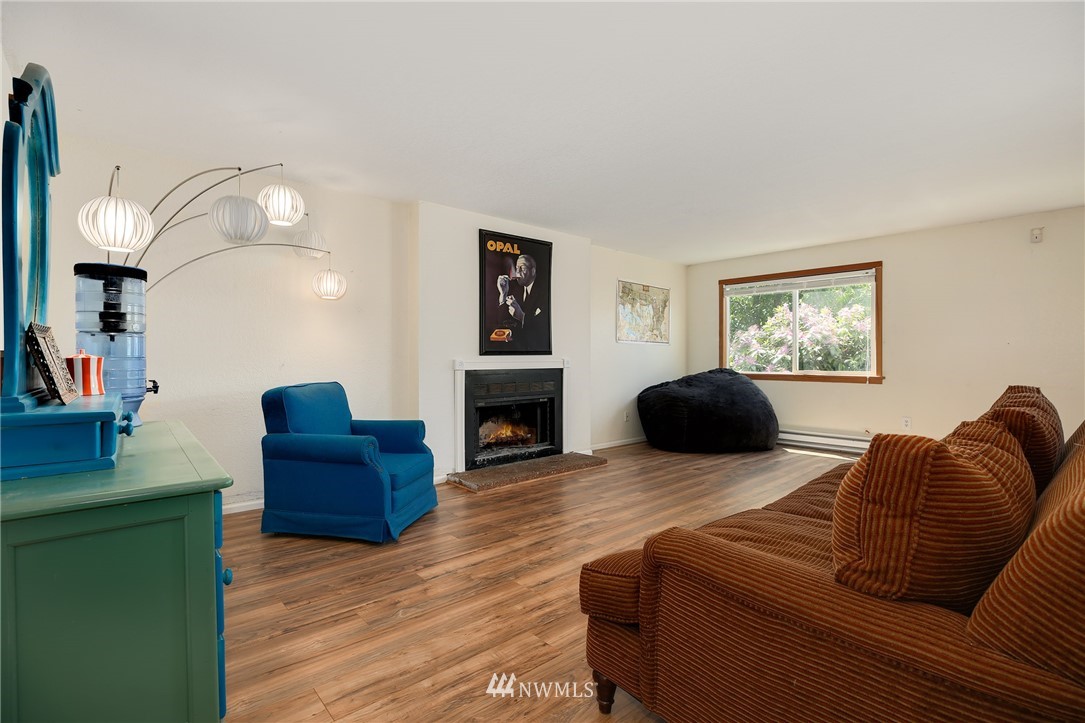4752 Delridge Way Southwest Seattle, WA 98106 - Photo 15 of 25 Gallery Image 15