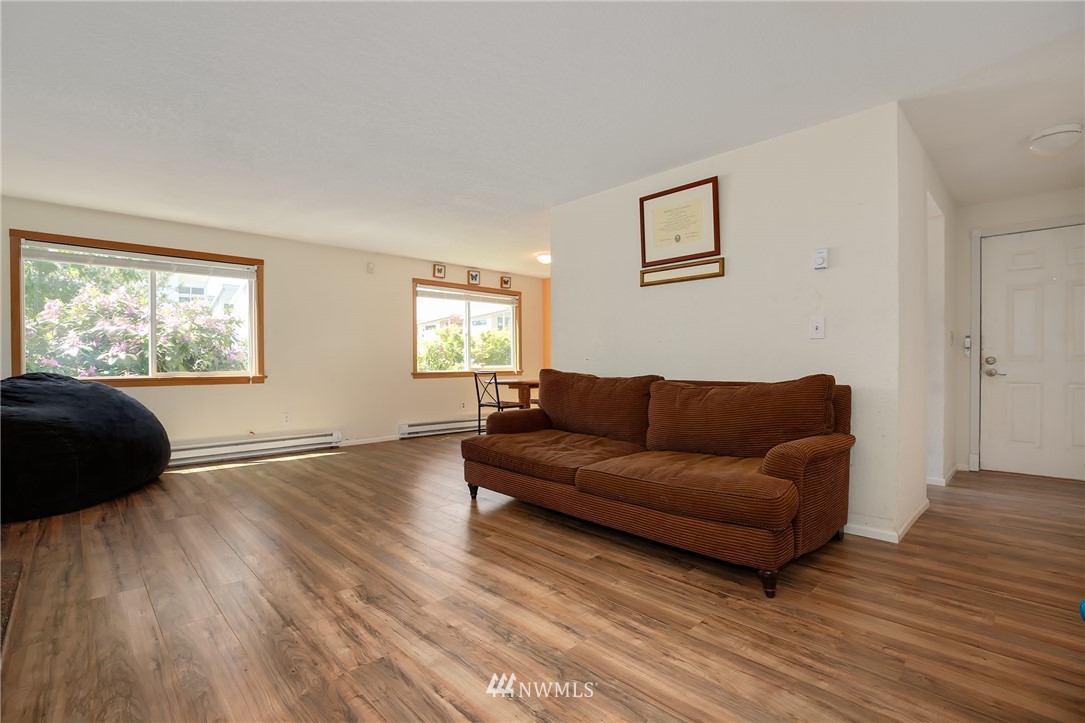 4752 Delridge Way Southwest Seattle, WA 98106 - Photo 17 of 25 Gallery Image 17