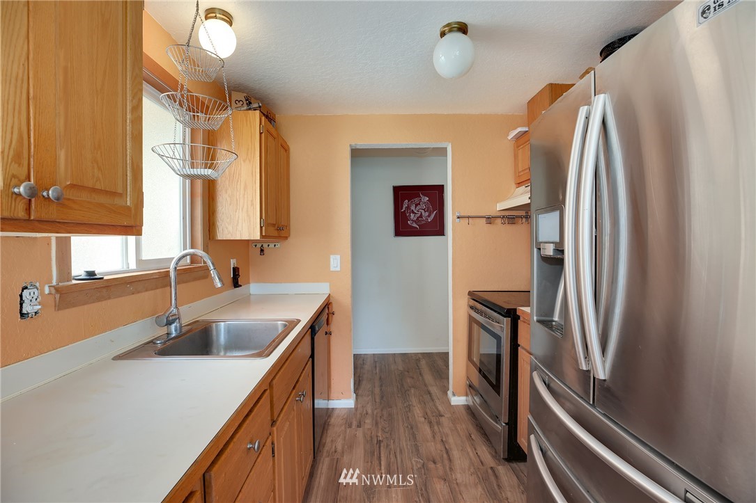 4752 Delridge Way Southwest Seattle, WA 98106 - Photo 20 of 25 Gallery Image 20
