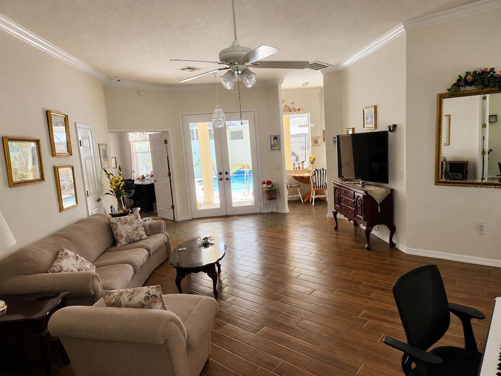 7517 Jomel Drive Weeki Wachee, FL 34607 - Photo 11 of 42