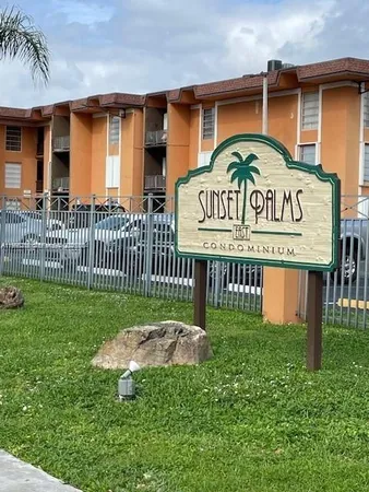 $265,000 | 9417 Southwest 76th Street, Unit X15, Miami, FL 33173
