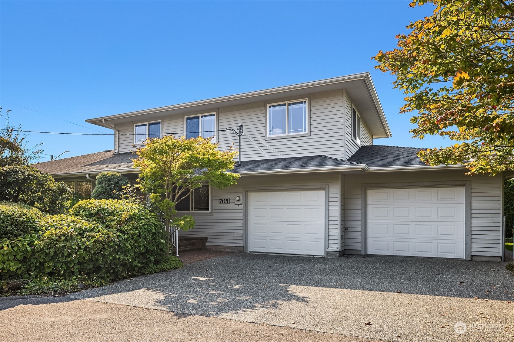 705 Hanna Park Road Edmonds, WA 98020 - Photo 2 of 34 Gallery Image 2