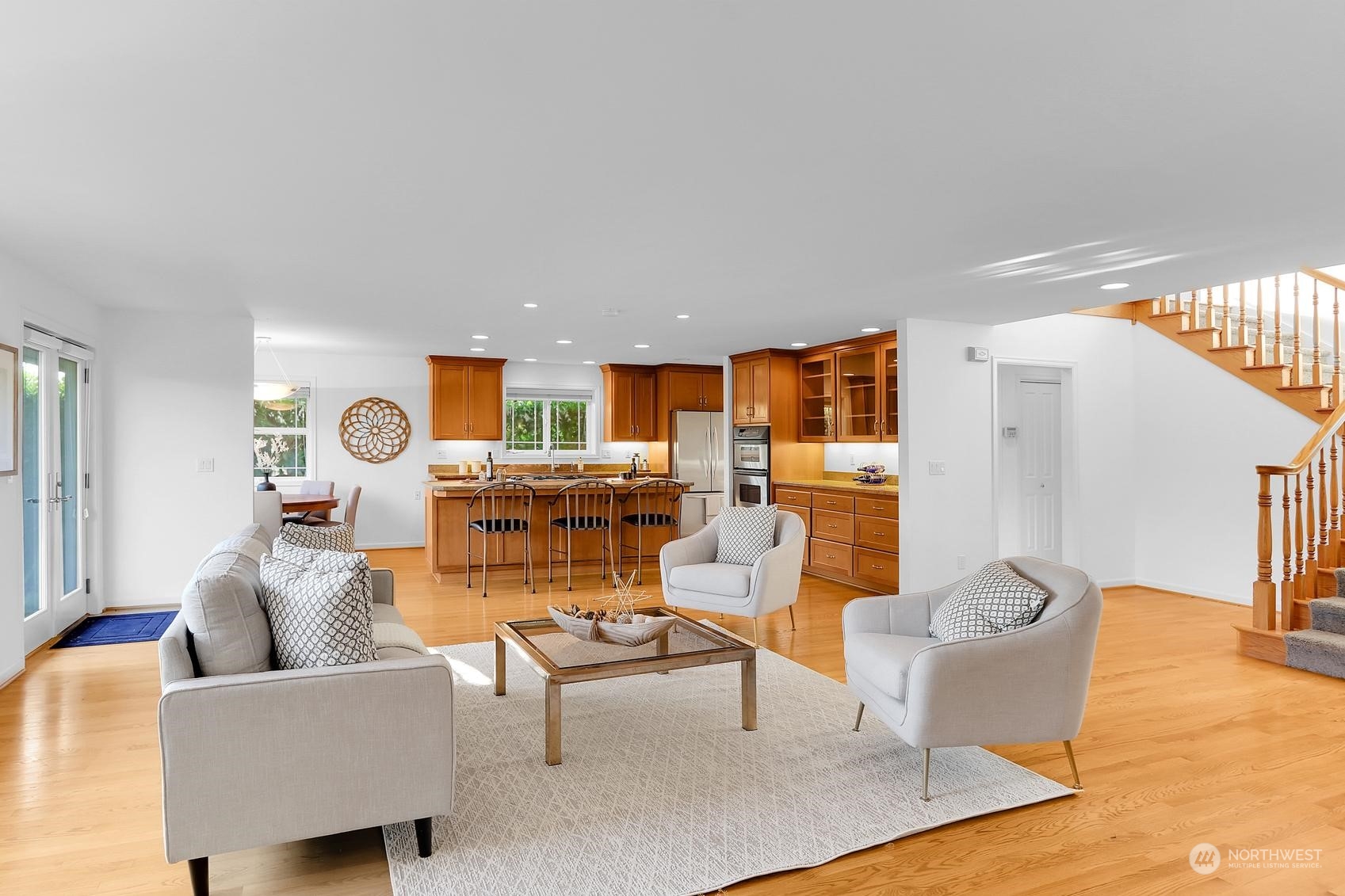705 Hanna Park Road Edmonds, WA 98020 - Photo 4 of 34 Gallery Image 4