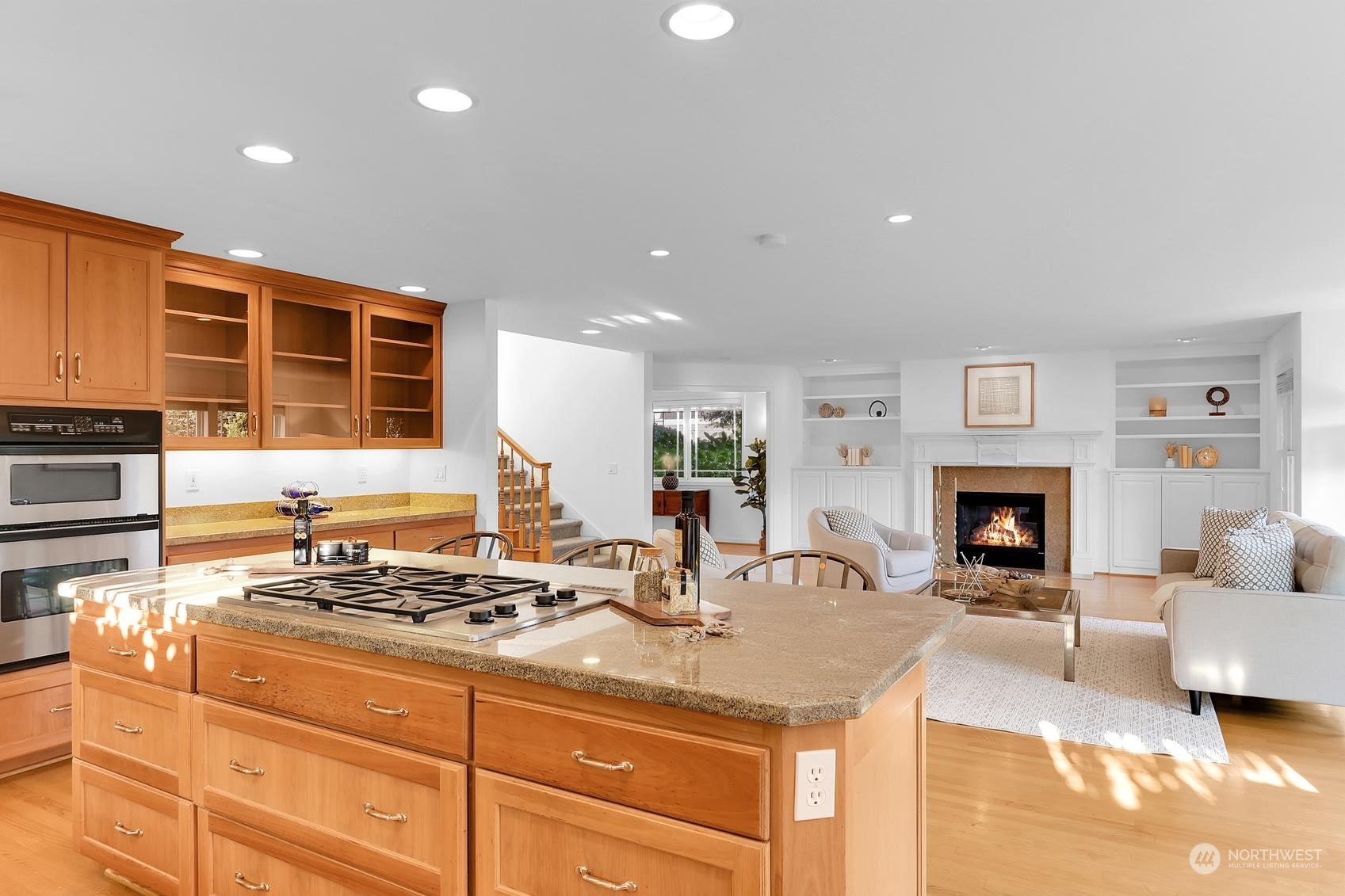 705 Hanna Park Road Edmonds, WA 98020 - Photo 10 of 34 Gallery Image 10