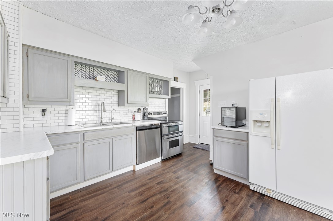 885 West Nimisila Road Akron, OH 44319 - Photo 8 of 24 Gallery Image 8
