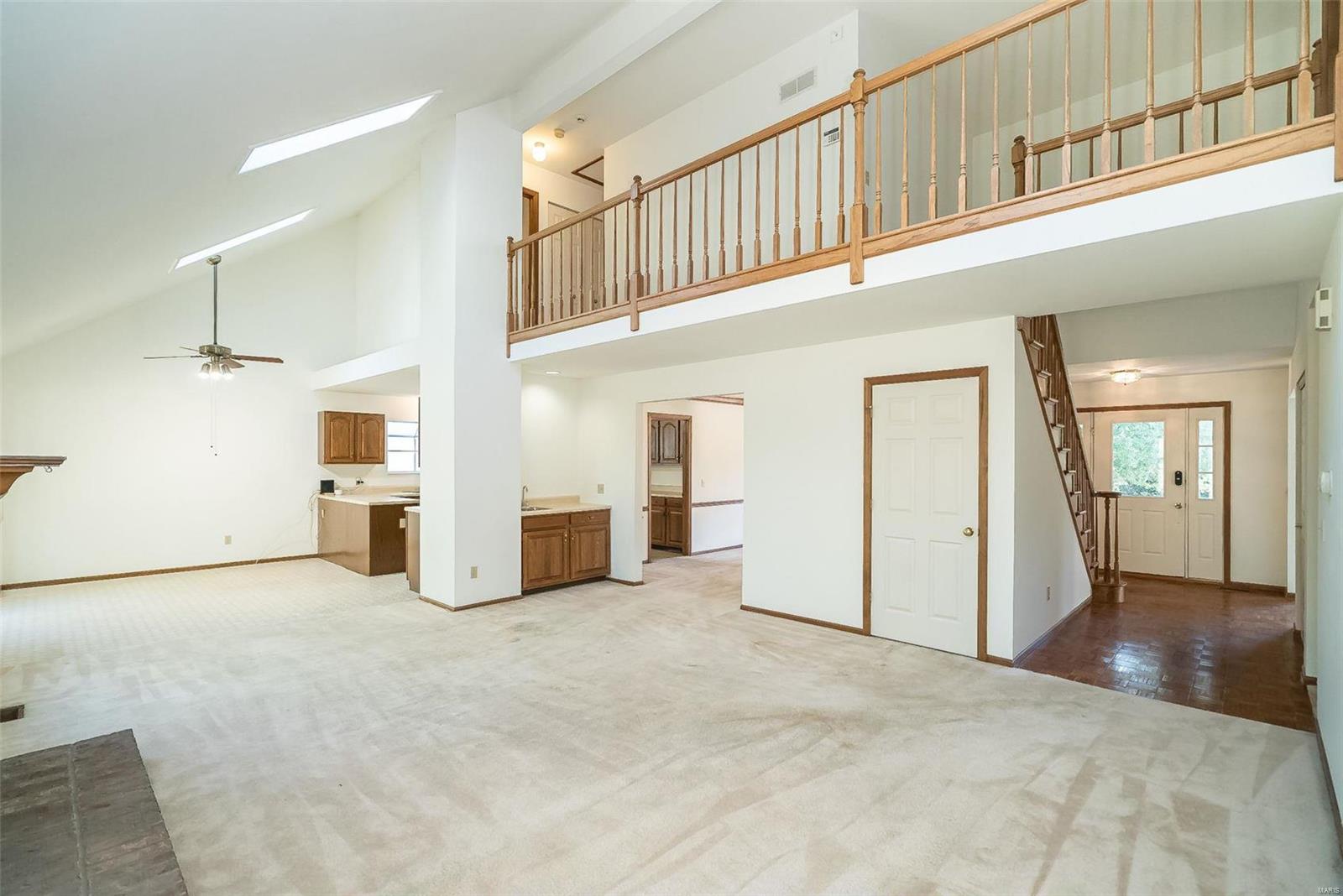 16255 Forest Meadows Drive Chesterfield, MO 63005 - Photo 9 of 35