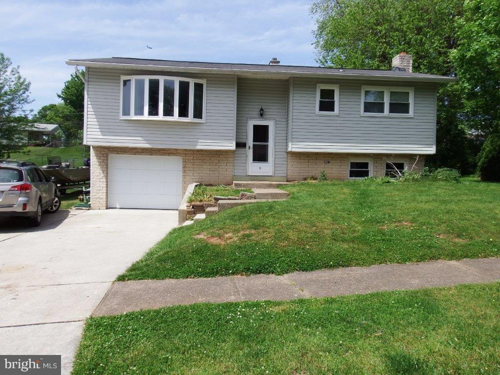 9 Heathglen Road Middletown, PA 17057 - Photo 1 of 9 Gallery Image 1
