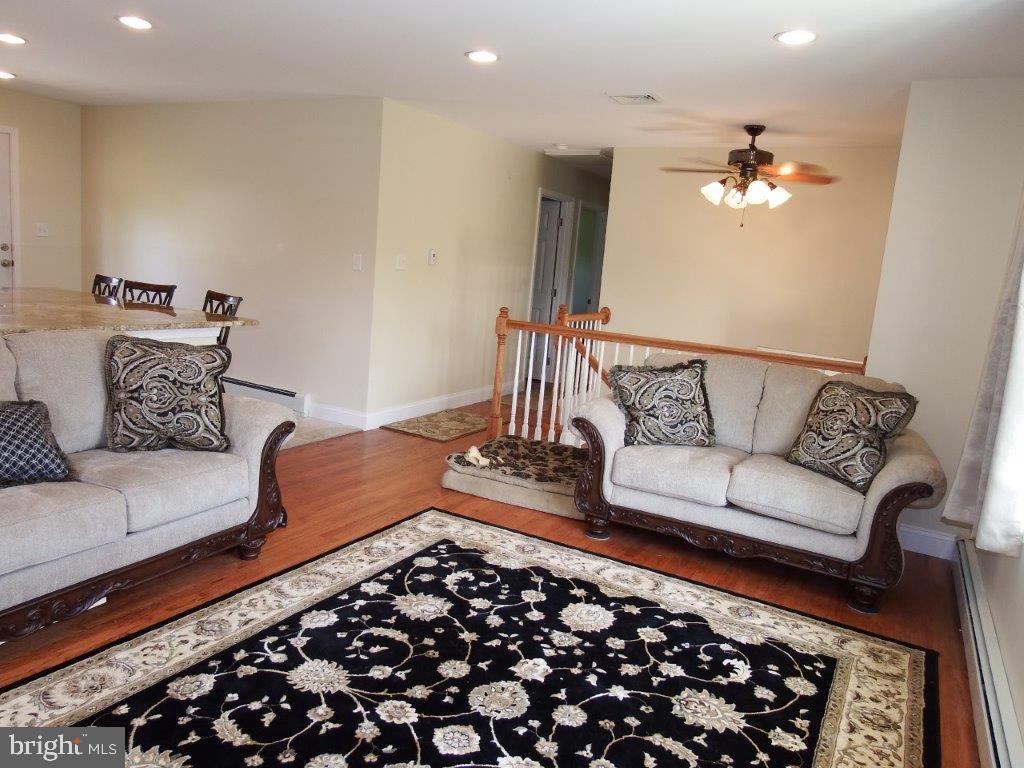 9 Heathglen Road Middletown, PA 17057 - Photo 5 of 9 Gallery Image 5