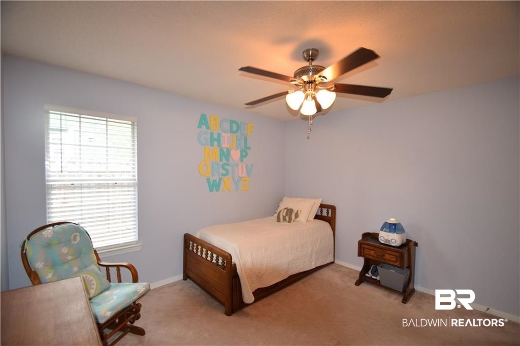 852 West Briar Court Mobile, AL 36609 - Photo 7 of 40 Bright and sweet bedroom.