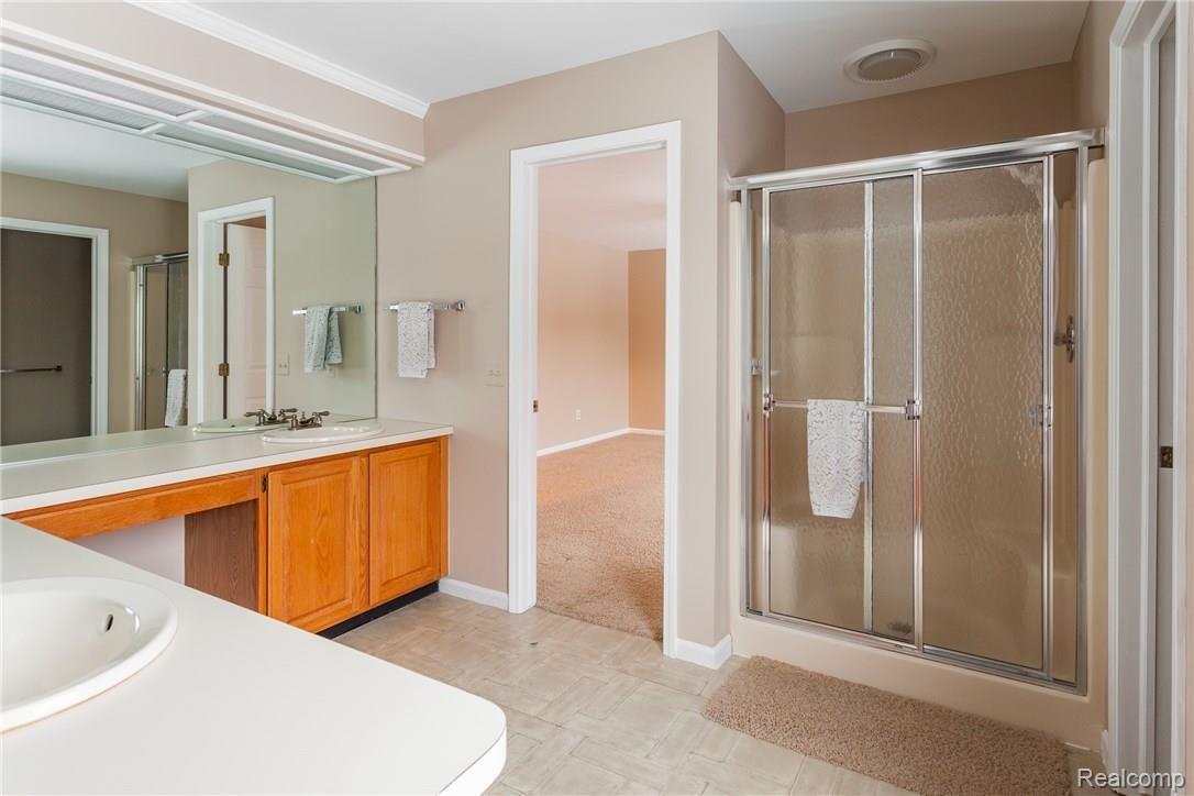 2360 Millbrook Court Rochester, MI 48306 - Photo 13 of 25 Master bath with Double Vanity