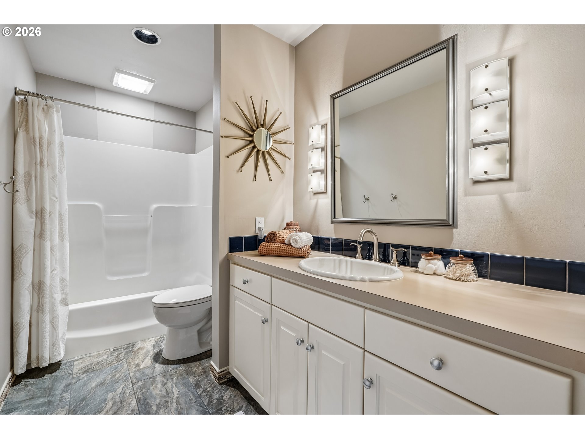 7883 Southwest Linden Road Portland, OR 97225 - Photo 24 of 45