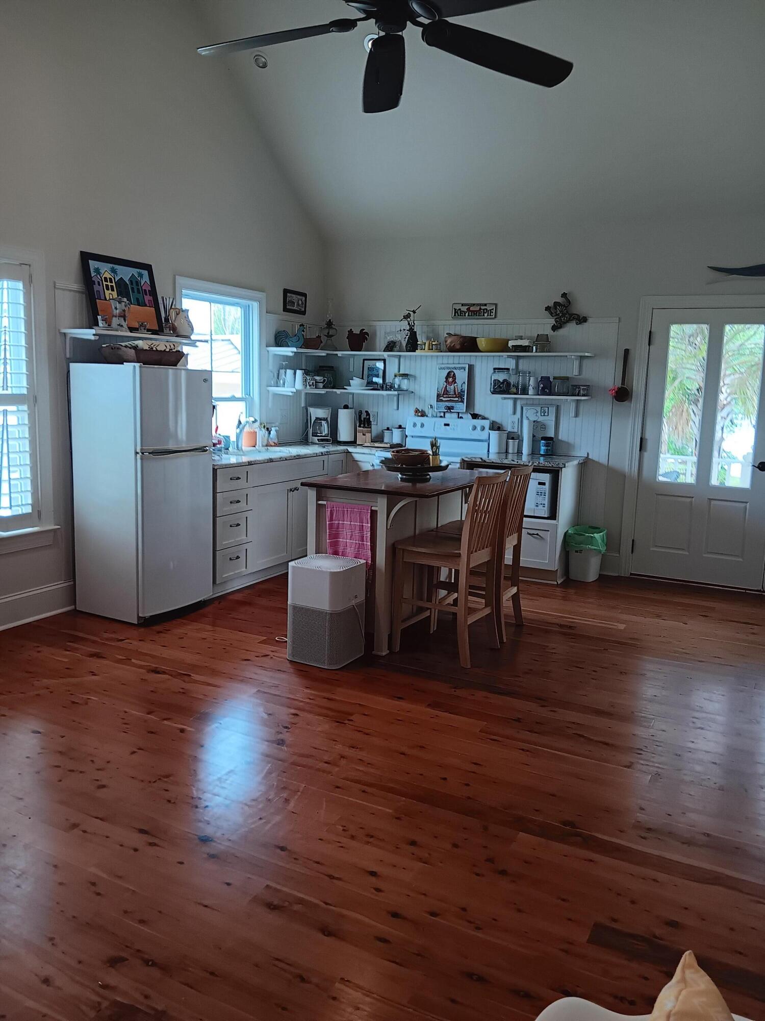 1699 Pierce Street Charleston, SC 29492 - Photo 30 of 33 20240410_095144