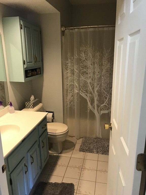 22 Castle Hills Road, Unit D Agawam, MA 01001 - Photo 18 of 30