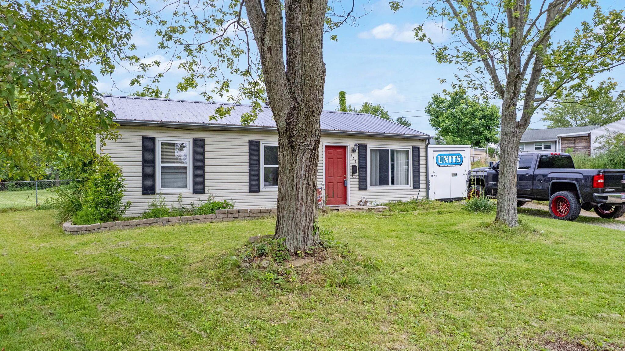136 Ridgeview Dr