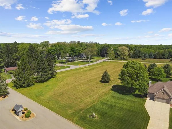 $65,000 | 6000 Riverview Drive, Unit 5, Jackson, MI 49203